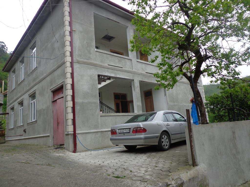Guest House In Sarpi Exterior photo