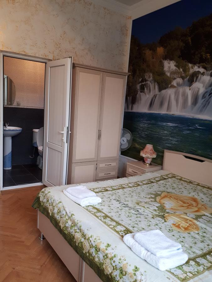Guest House In Sarpi Exterior photo
